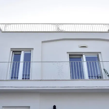 Dimora Di Mezzo * Castro (Lecce)