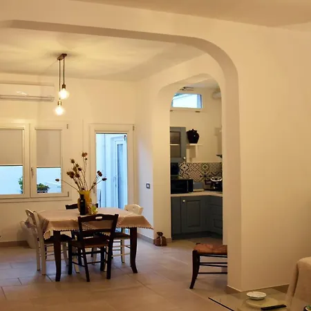 Holiday home Dimora Di Mezzo Castro (Lecce)