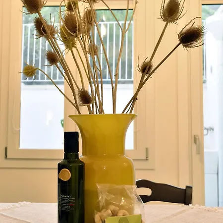 Dimora Di Mezzo Holiday home *